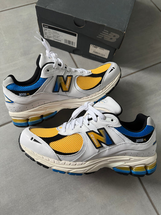 New Balance 2002R