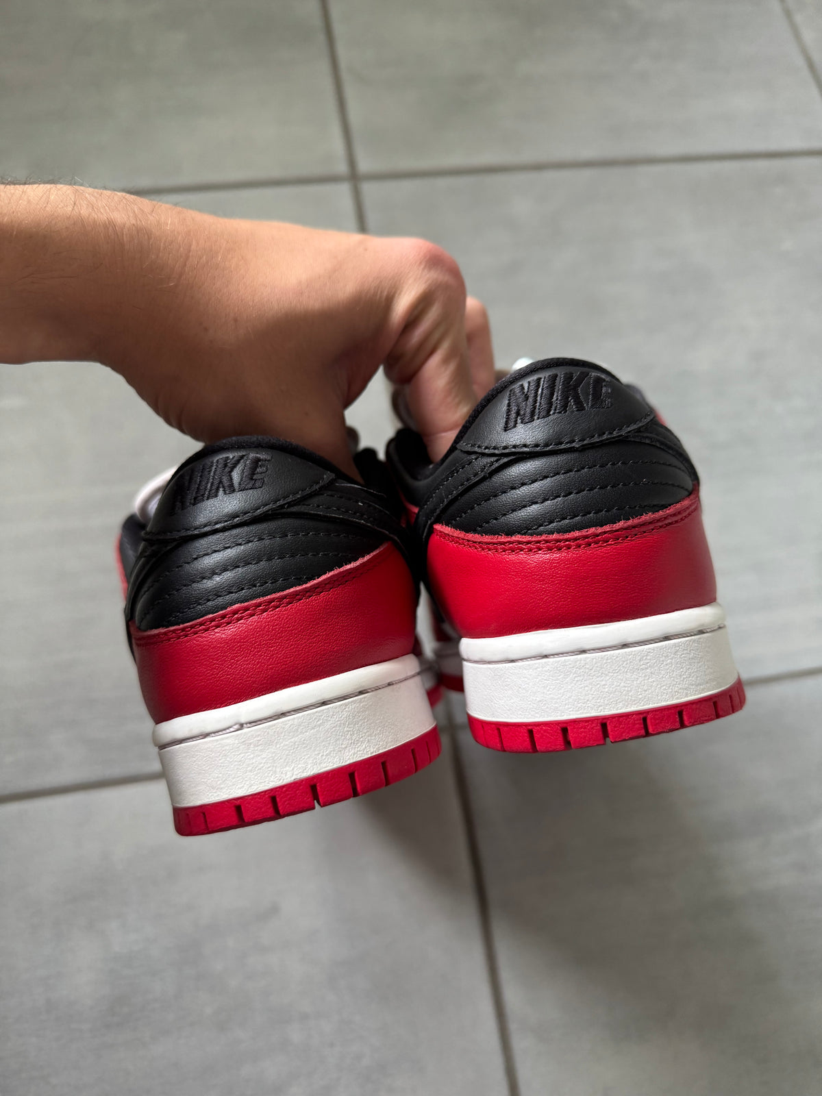 41 | Nike SB Dunk Low Chicago BQ6817-600
