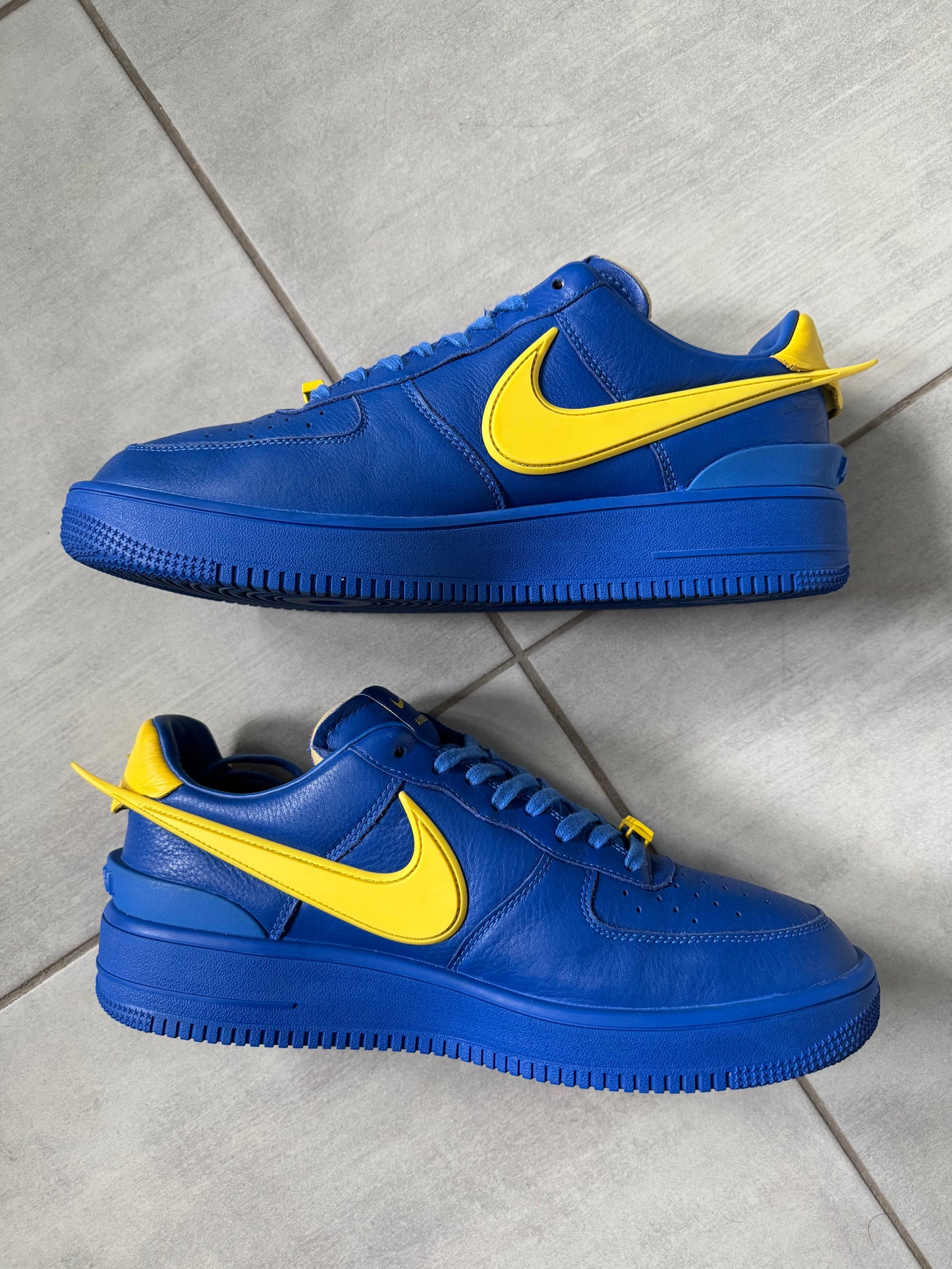 Nike Air Force 1 Low x AMBUSH DV3464-400