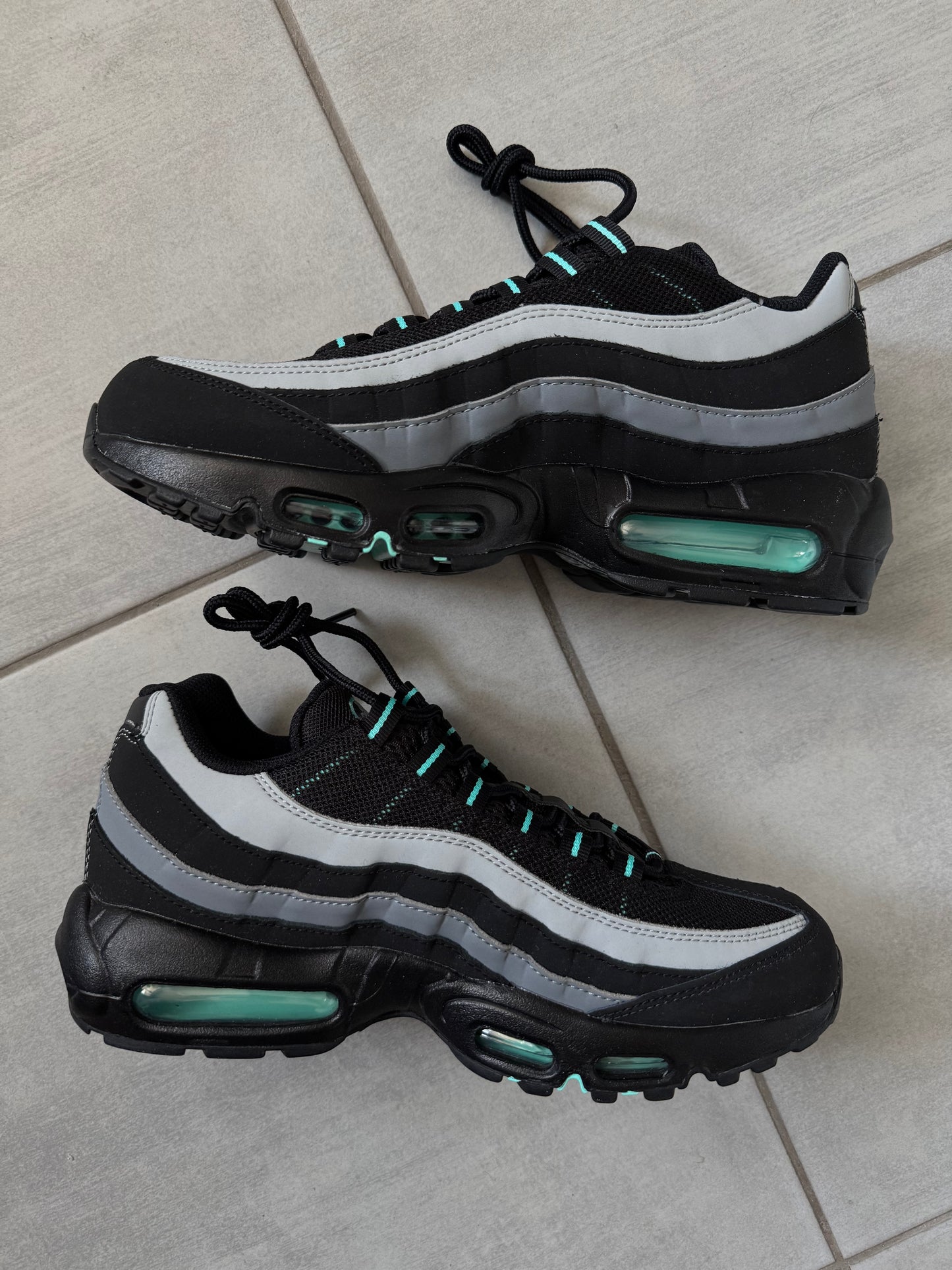 Nike Air Max 95 Aurora Green