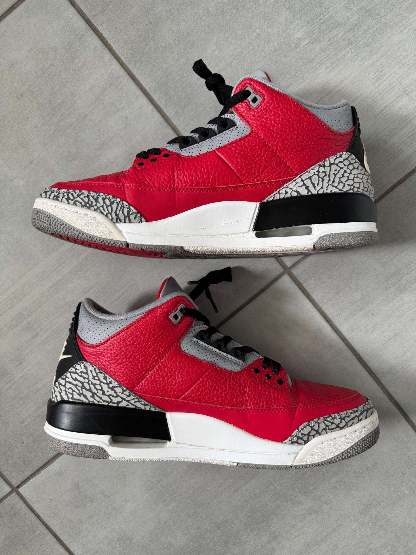 Air Jordan 3 Red Elephant
