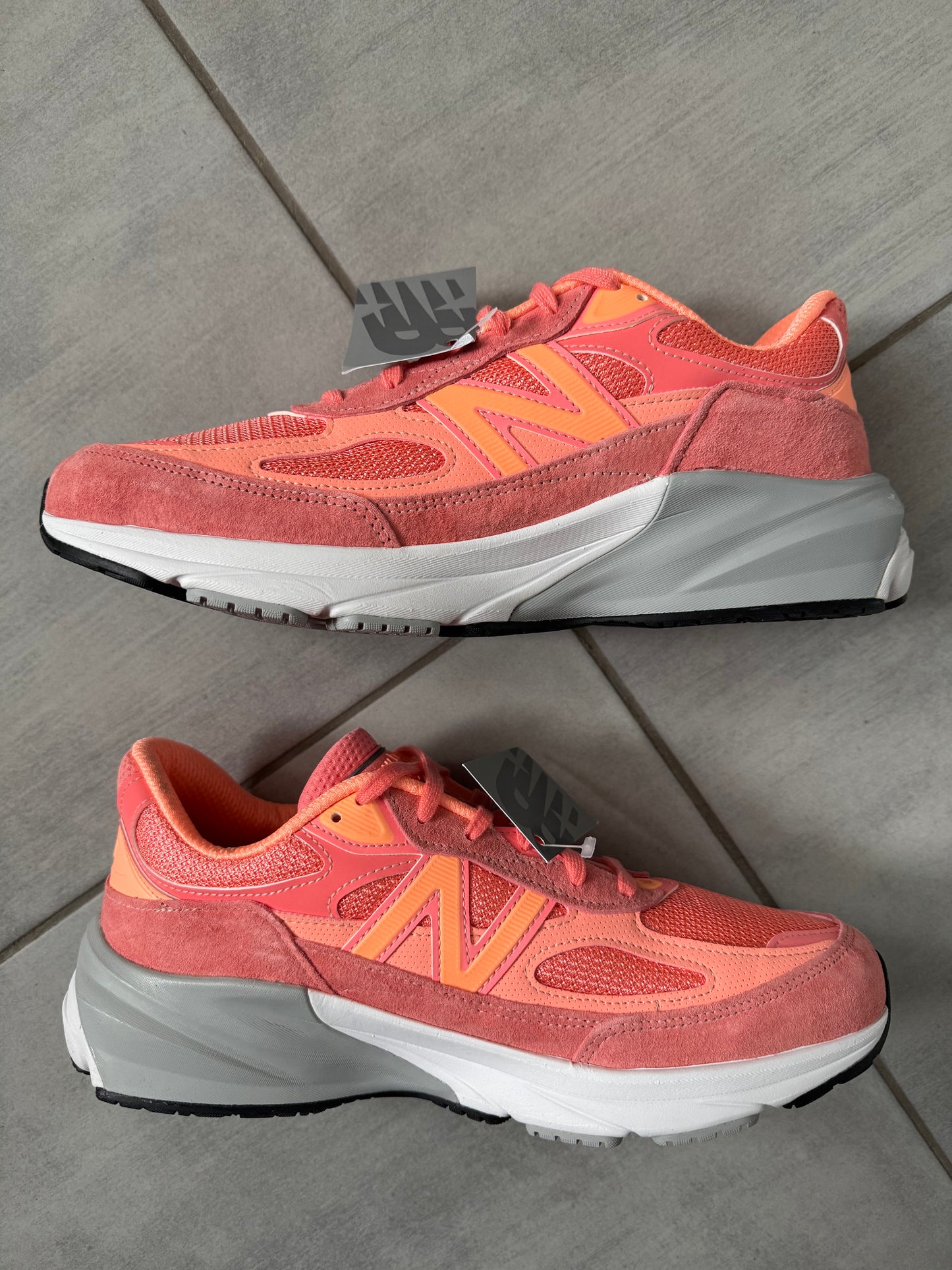 New Balance 990v6 Salmon
