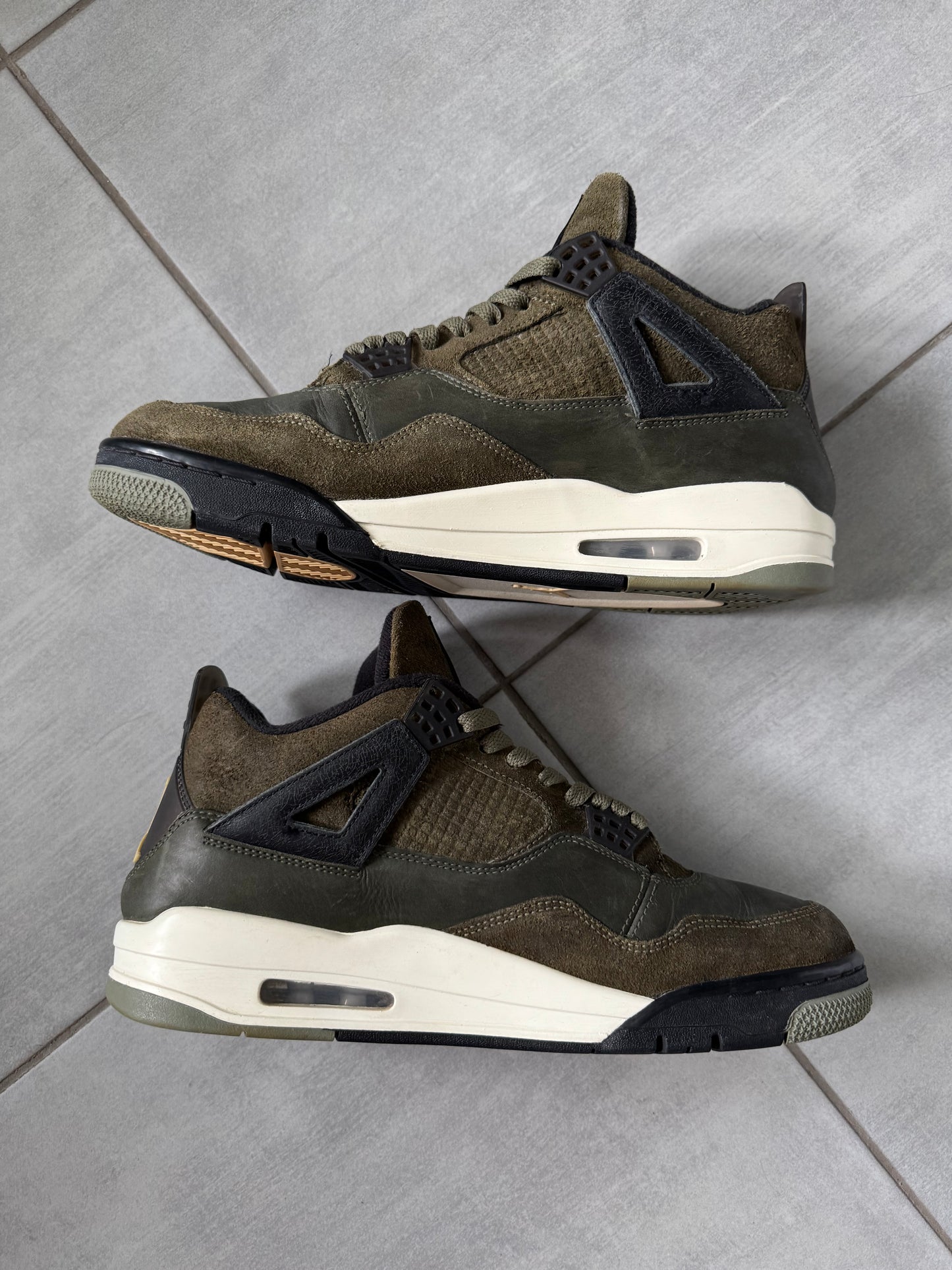 Air Jordan 4 Craft Olive FB9927-200