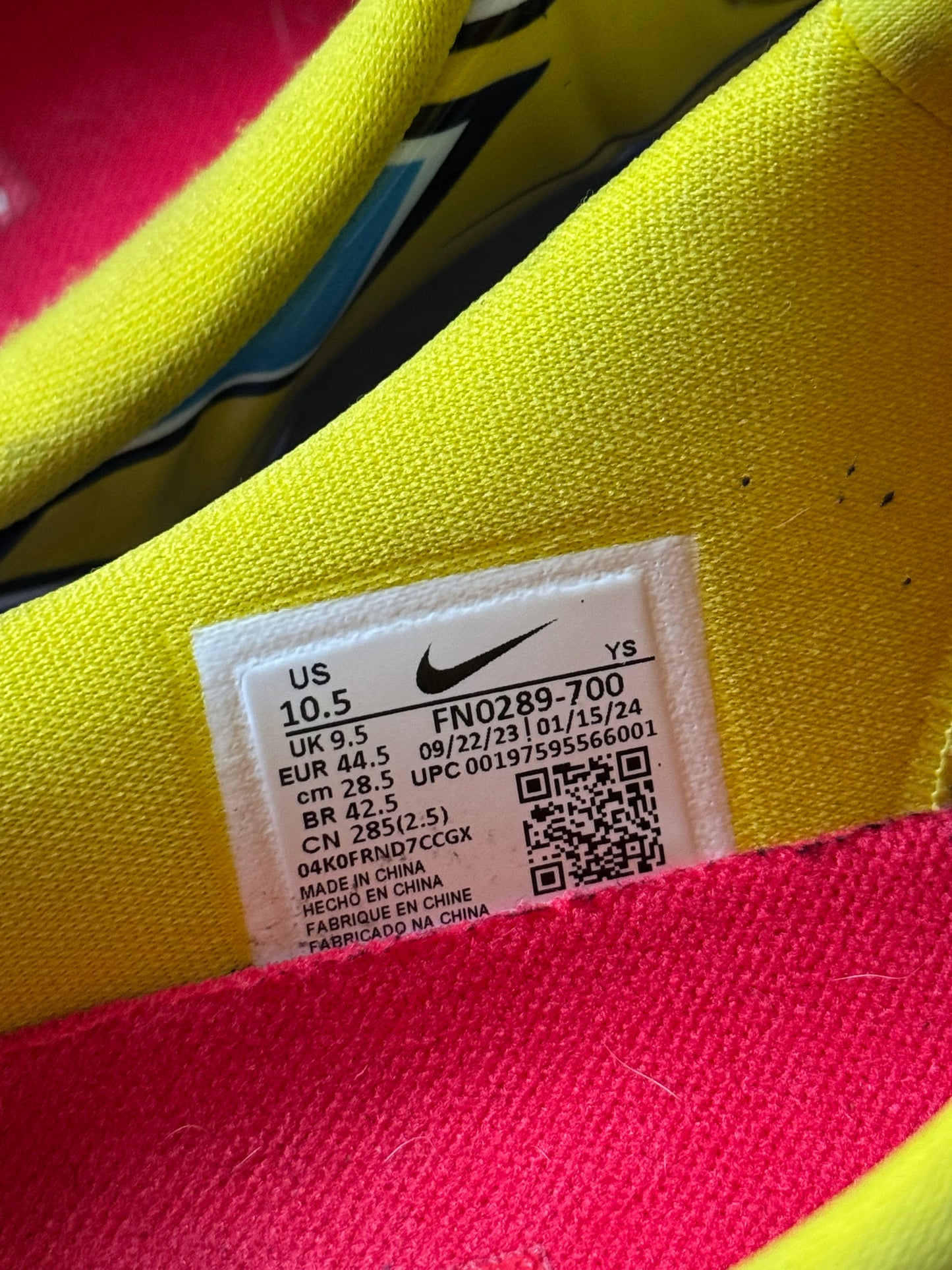 Nike Clogposite x Supreme Opti Yellow