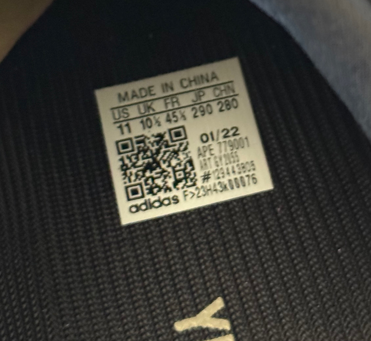 Adidas Yeezy Boost 700 Laceless Phosphor GY2055