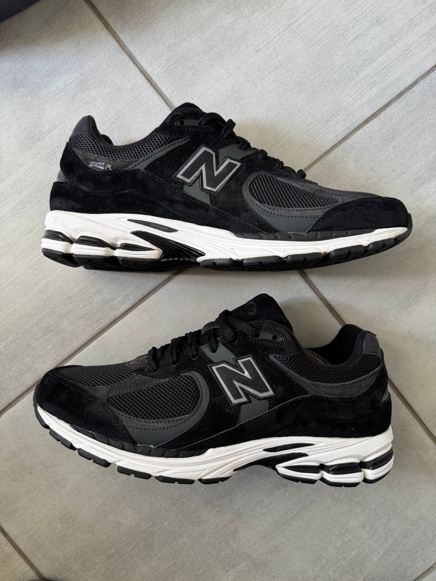 New Balance 2002R Black M2002RBK